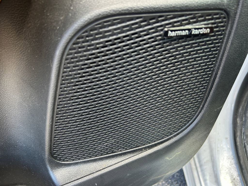 Certified 2023 Chrysler Pacifica Pinnacle image 33