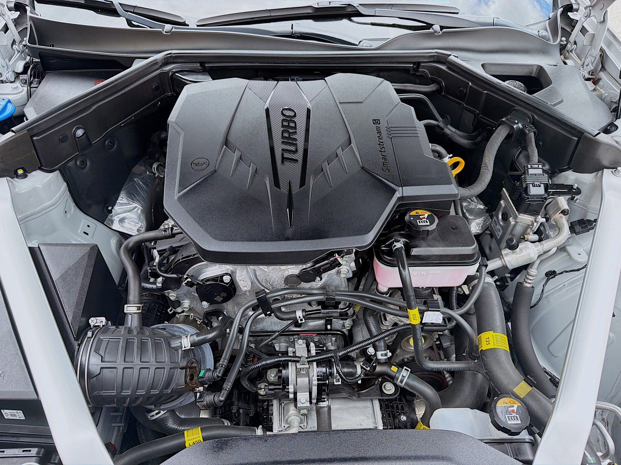 Used 2023 Kia Stinger GT-Line image 36