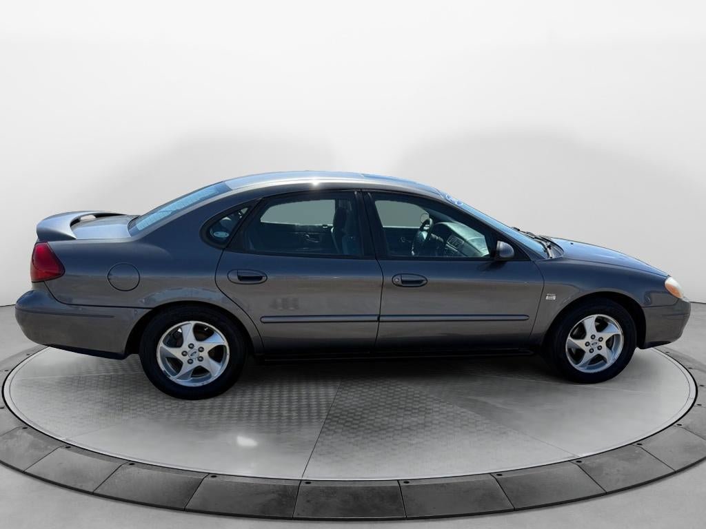 Used 2003 Ford Taurus SES FWD image 6