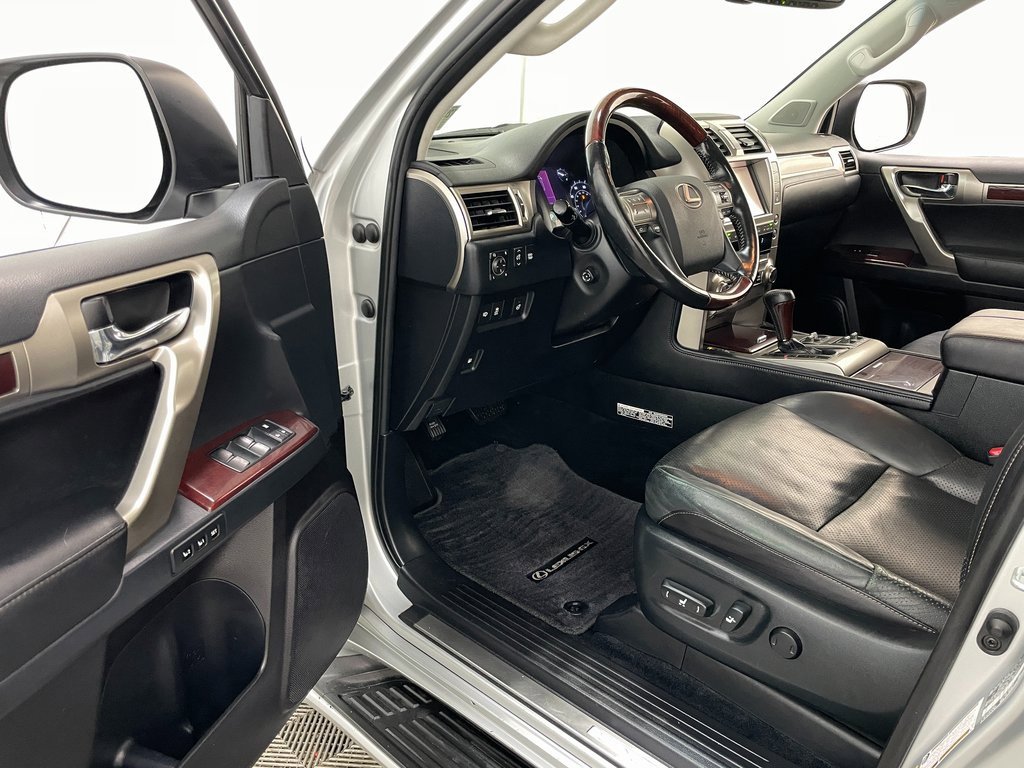 Used 2016 Lexus GX 460 Luxury image 30