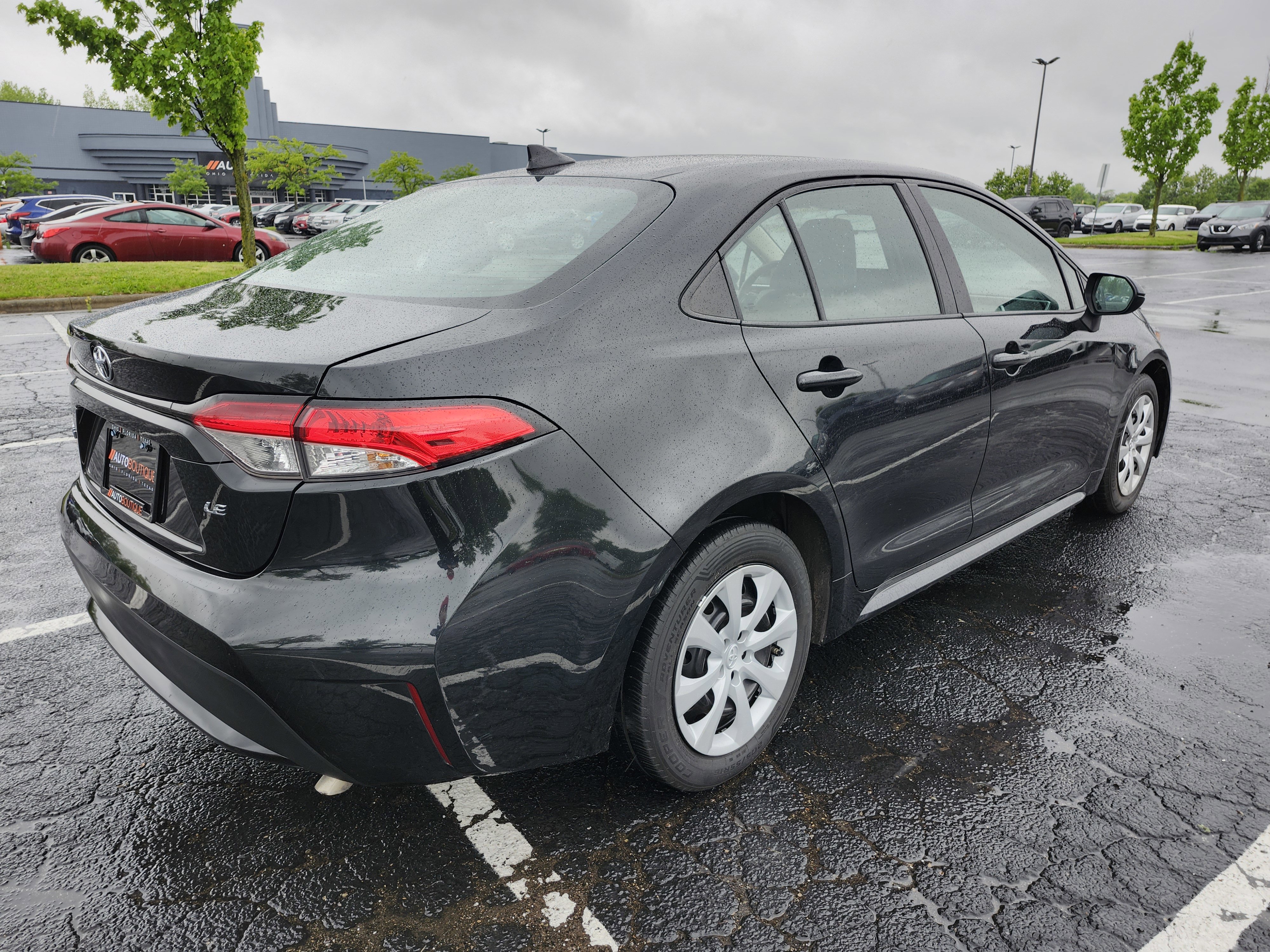 Used 2022 Toyota Corolla LE FWD image 15