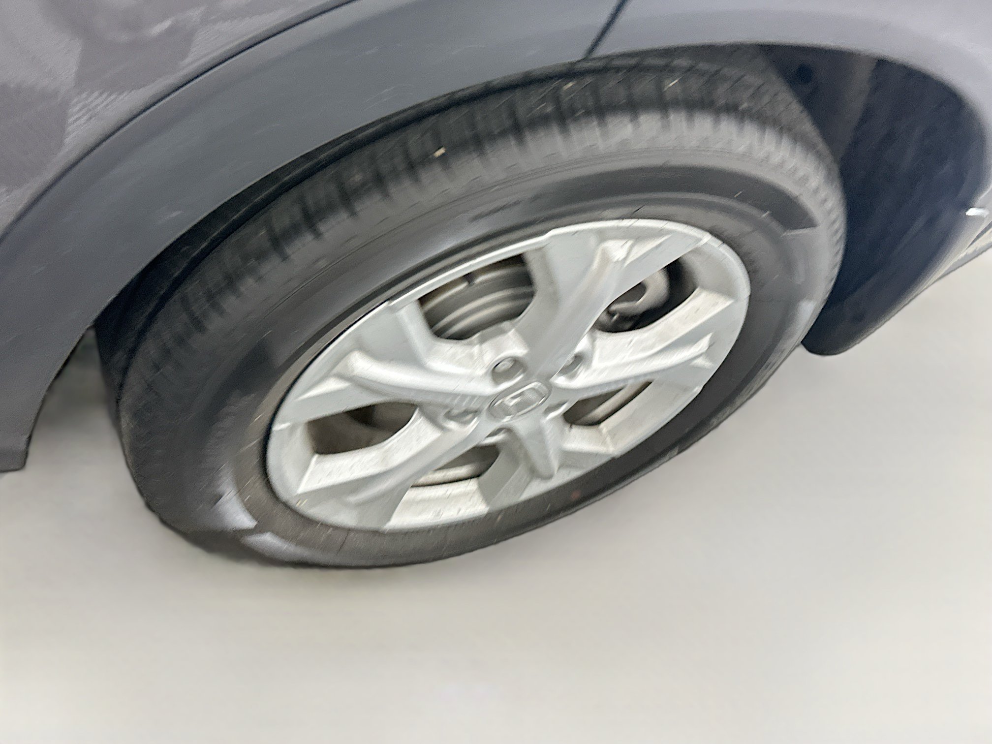 Used 2025 Honda HR-V LX image 11