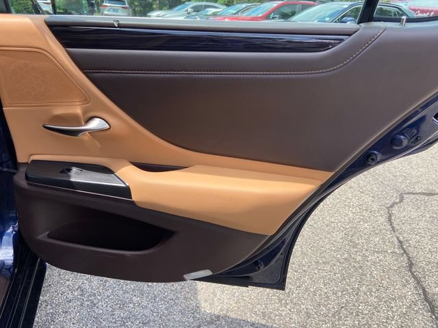 Used 2021 Lexus ES 350 w/ Premium Package FWD image 30