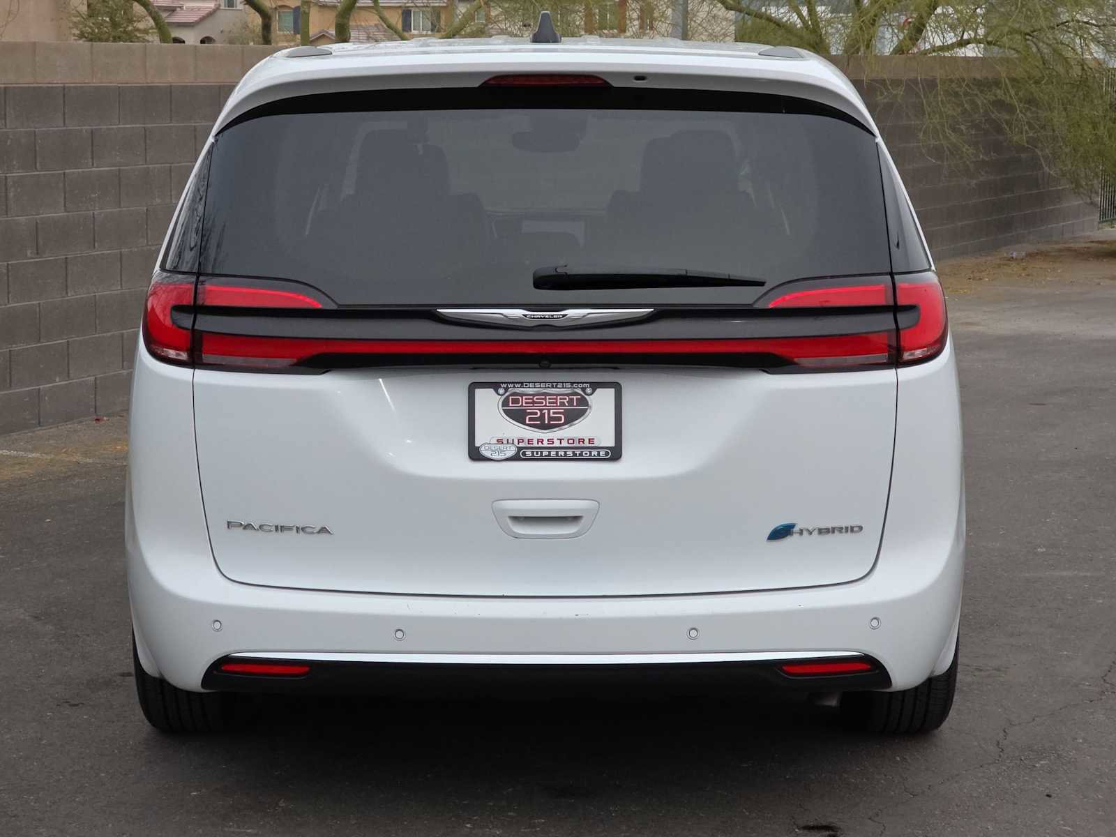 Used 2024 Chrysler Pacifica Select image 8