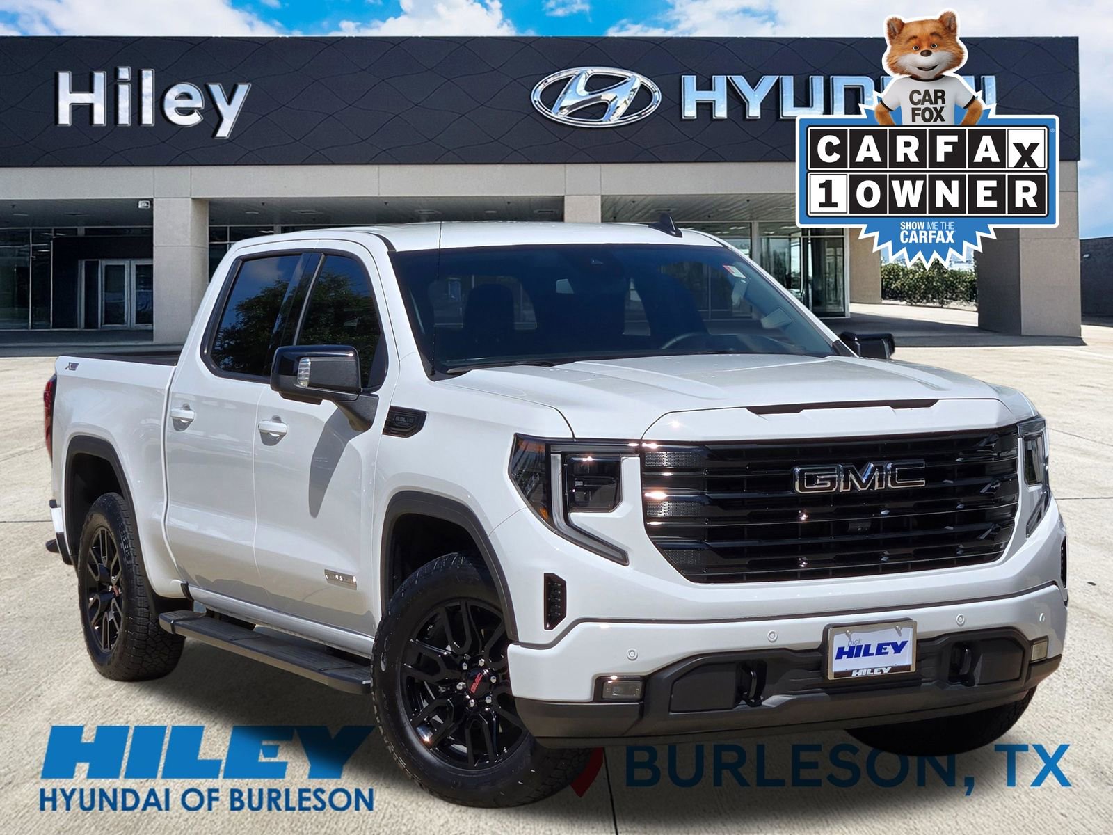 Used 2025 GMC Sierra 1500 Elevation w/ Elevation Premium Package AWD/4WD image 1
