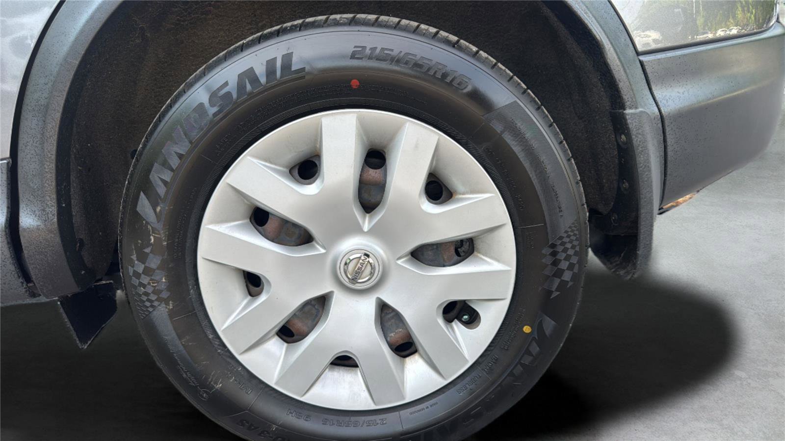 Used 2019 Nissan Rogue Sport S image 25