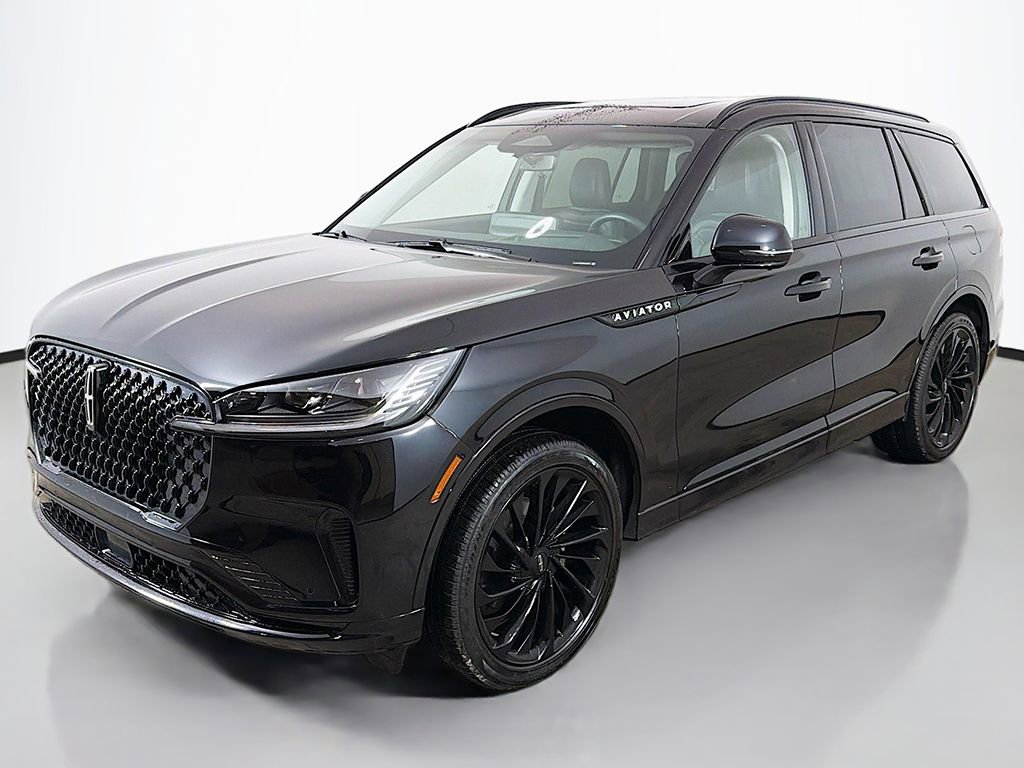 Used 2025 Lincoln Aviator Reserve w/ Jet Appearance Package image 9
