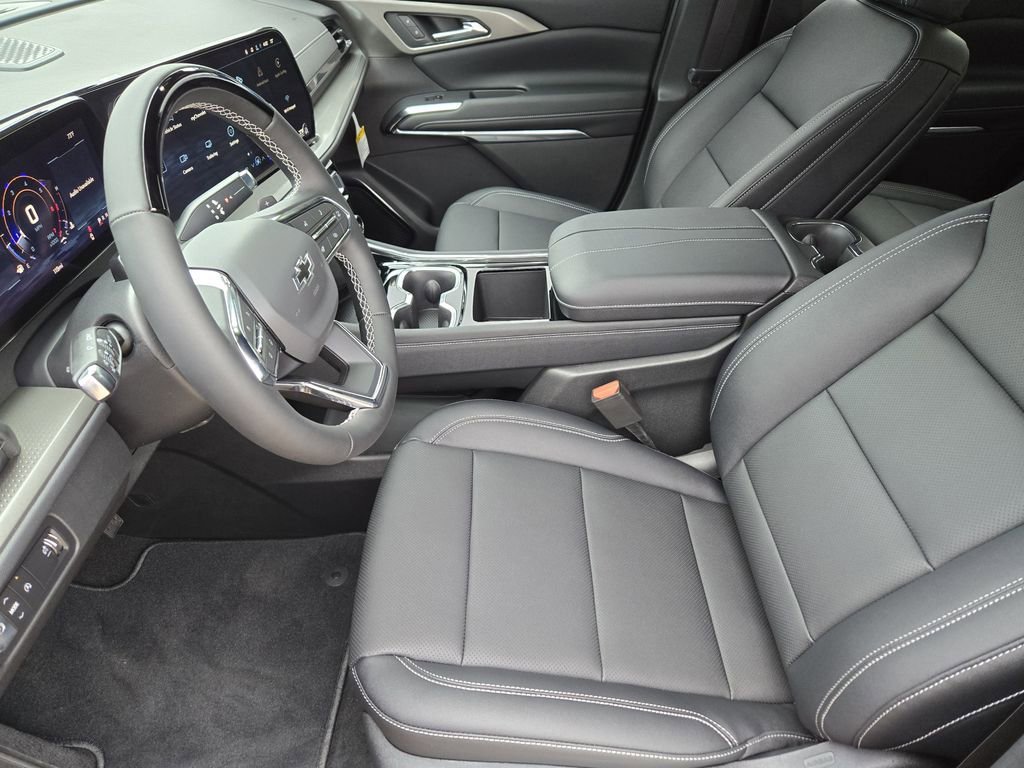 New 2026 Chevrolet Traverse LT w/ Enhanced Driving Package FWD image 5