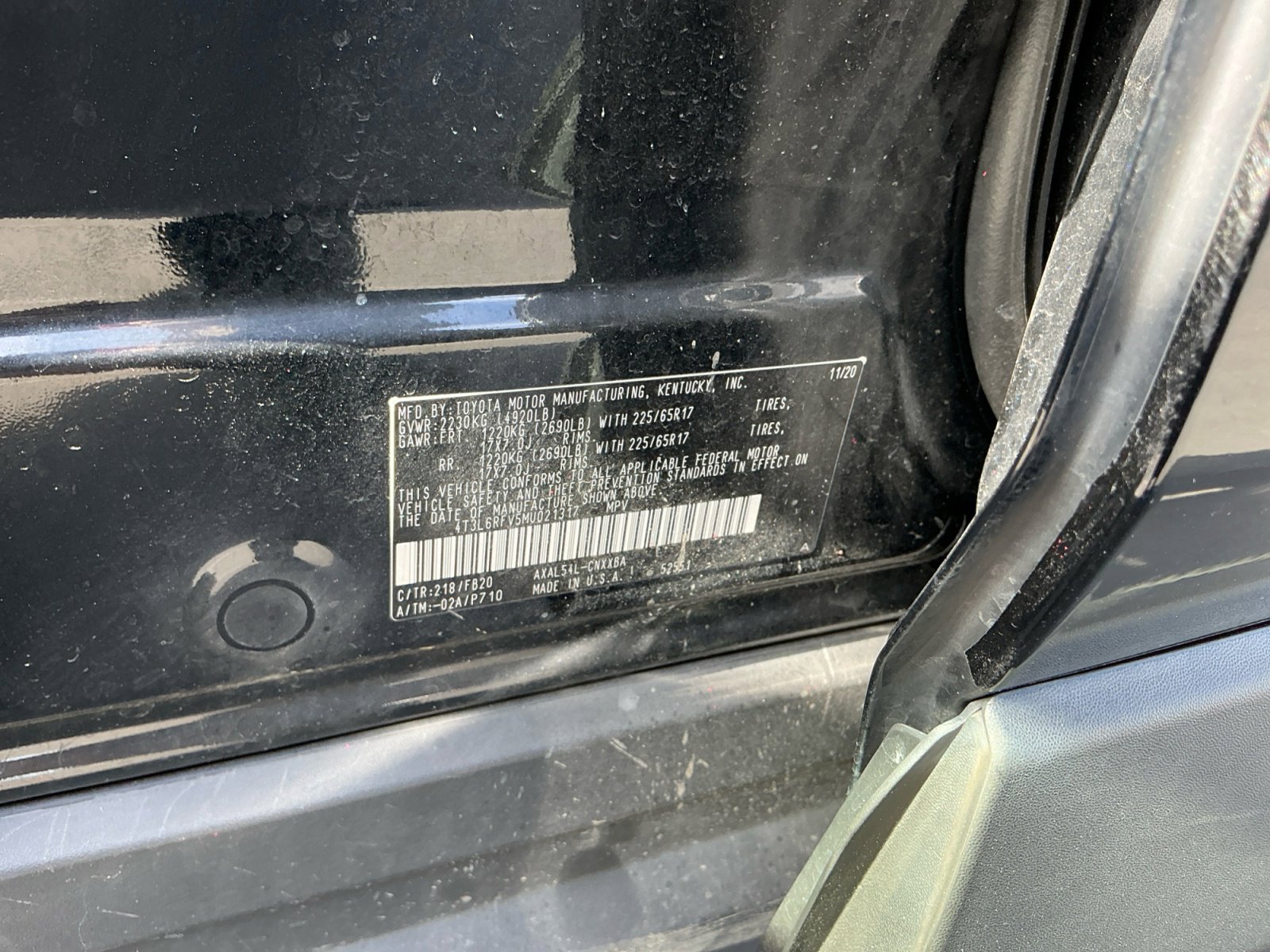 Used 2021 Toyota RAV4 LE image 20