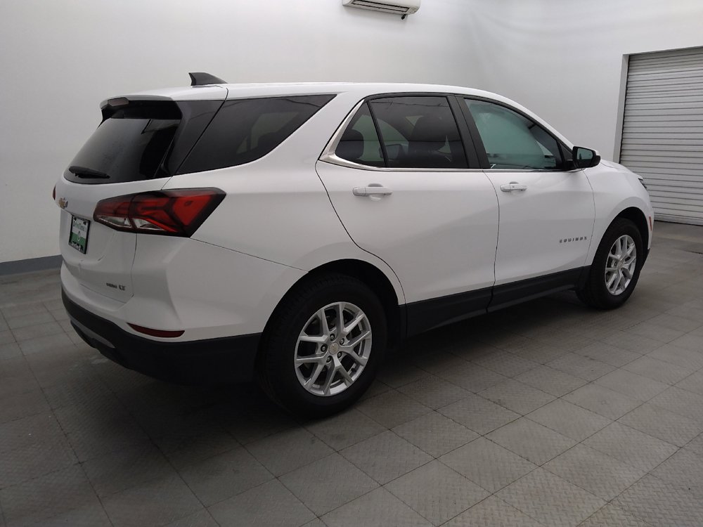 Used 2023 Chevrolet Equinox LT w/ Driver Convenience Package AWD/4WD image 10