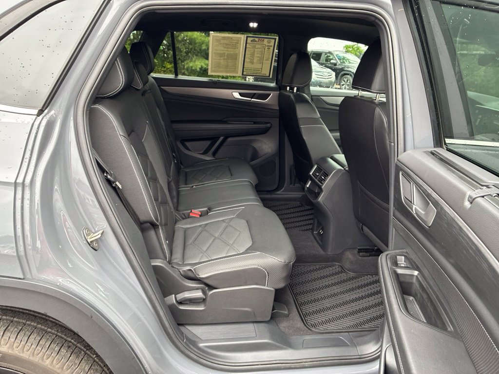 Used 2024 Volkswagen Atlas Cross Sport SE AWD/4WD image 59