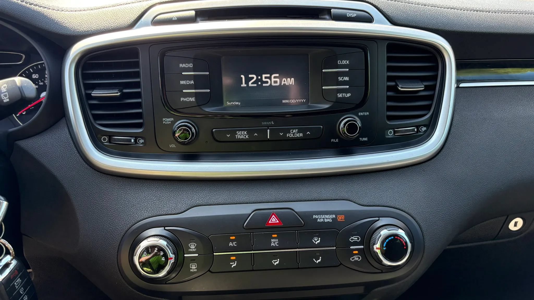 Used 2016 Kia Sorento AWD image 22