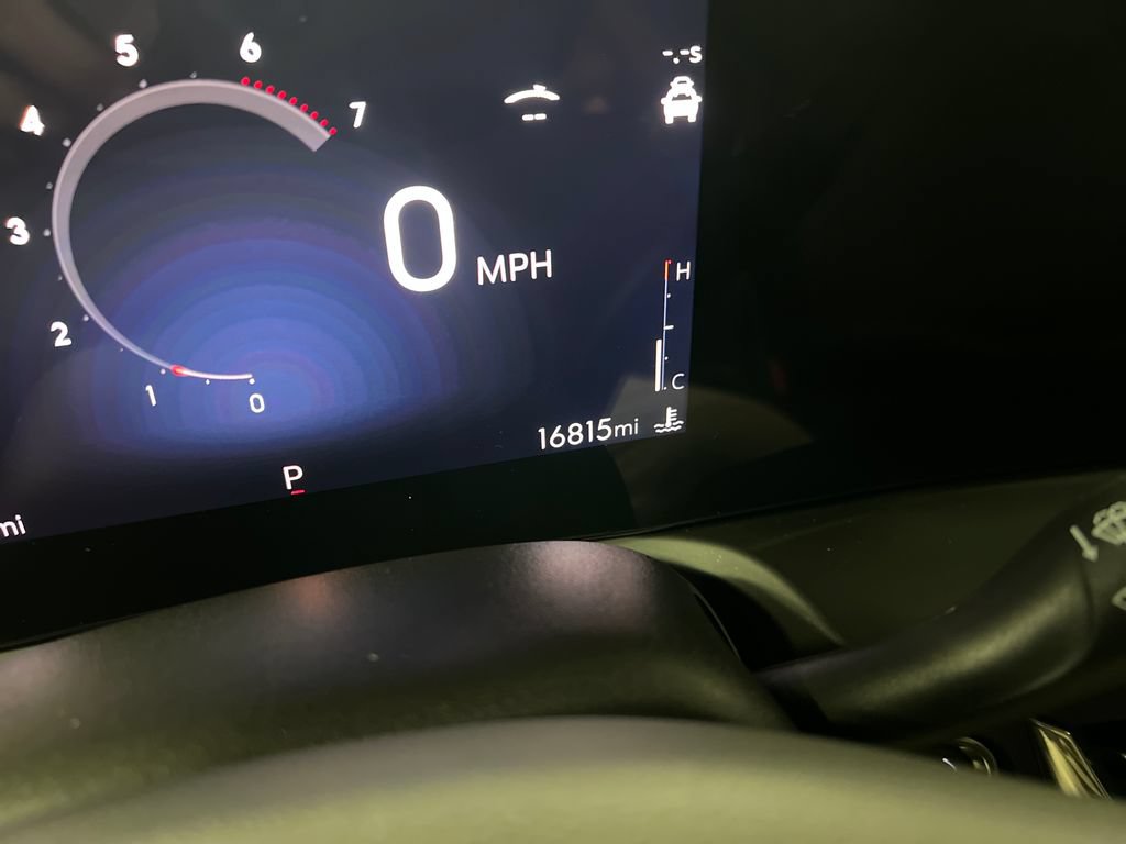 Certified 2025 Buick Encore GX Avenir w/ Avenir Technology Package AWD/4WD image 21
