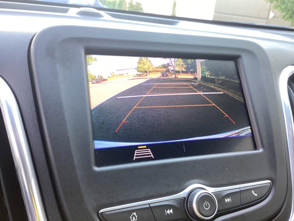 Used 2021 Chevrolet Equinox LS w/ LS Convenience Package image 12