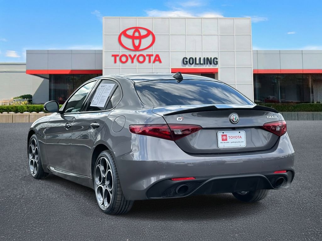 Used 2022 Alfa Romeo Giulia Veloce image 4