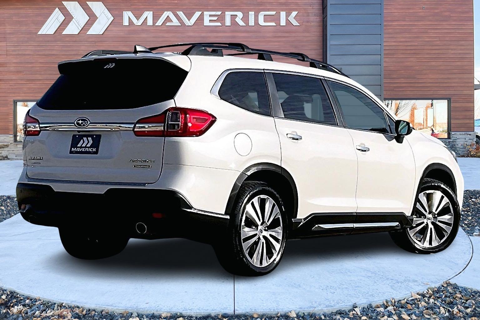 Used 2020 Subaru Ascent Touring w/ Popular Package #3 image 5