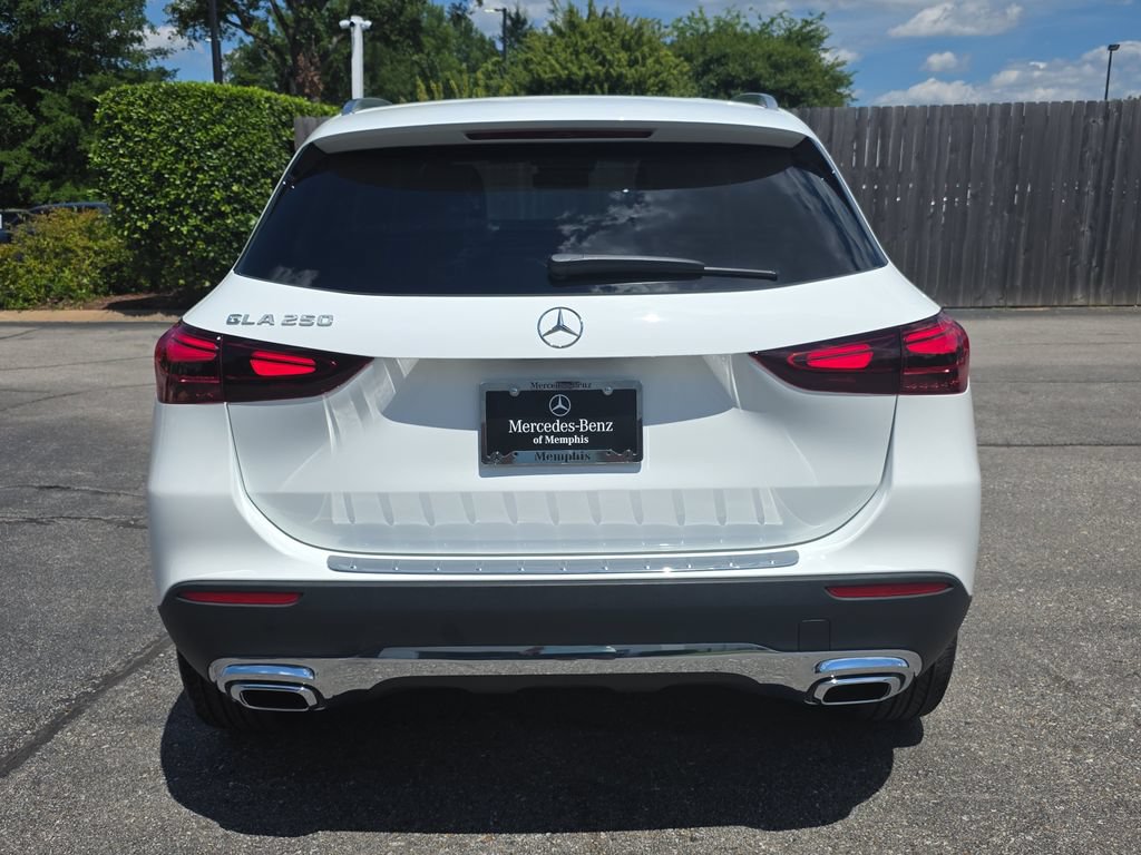 Certified 2026 Mercedes-Benz GLA 250 image 4