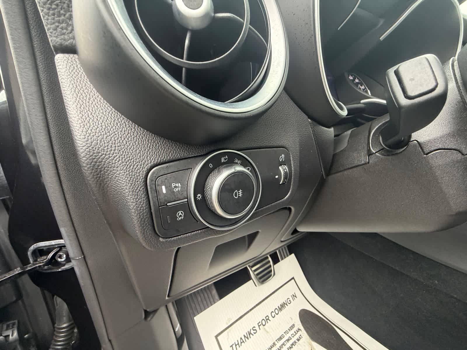 Used 2023 Alfa Romeo Stelvio Ti AWD/4WD image 30