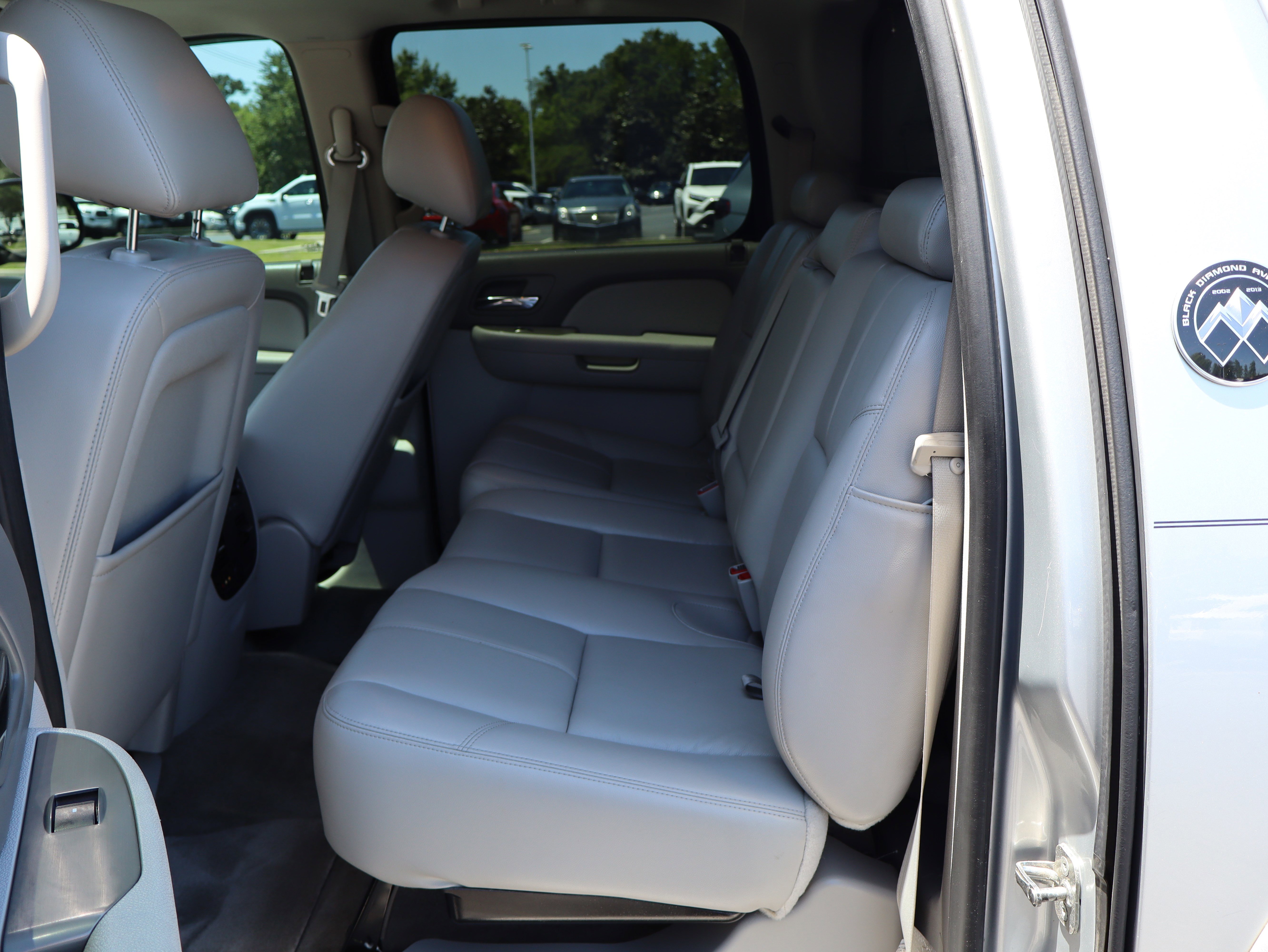 Used 2013 Chevrolet Avalanche LT AWD/4WD image 38