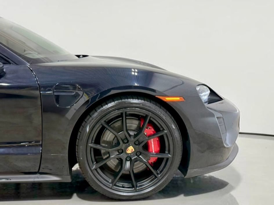 Used 2024 Porsche Taycan GTS AWD/4WD image 12