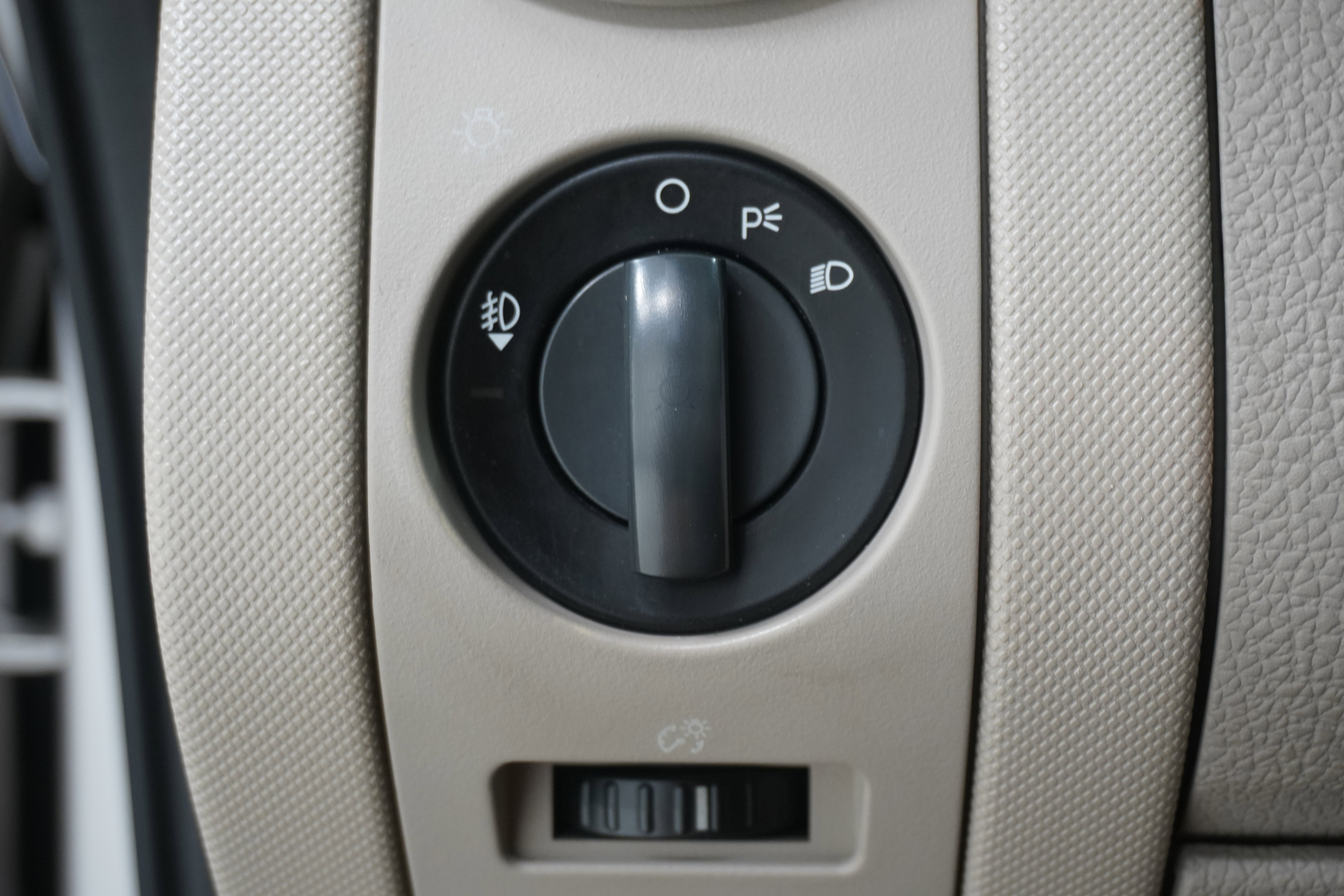 Used 2007 Ford Explorer Sport Trac XLT image 20