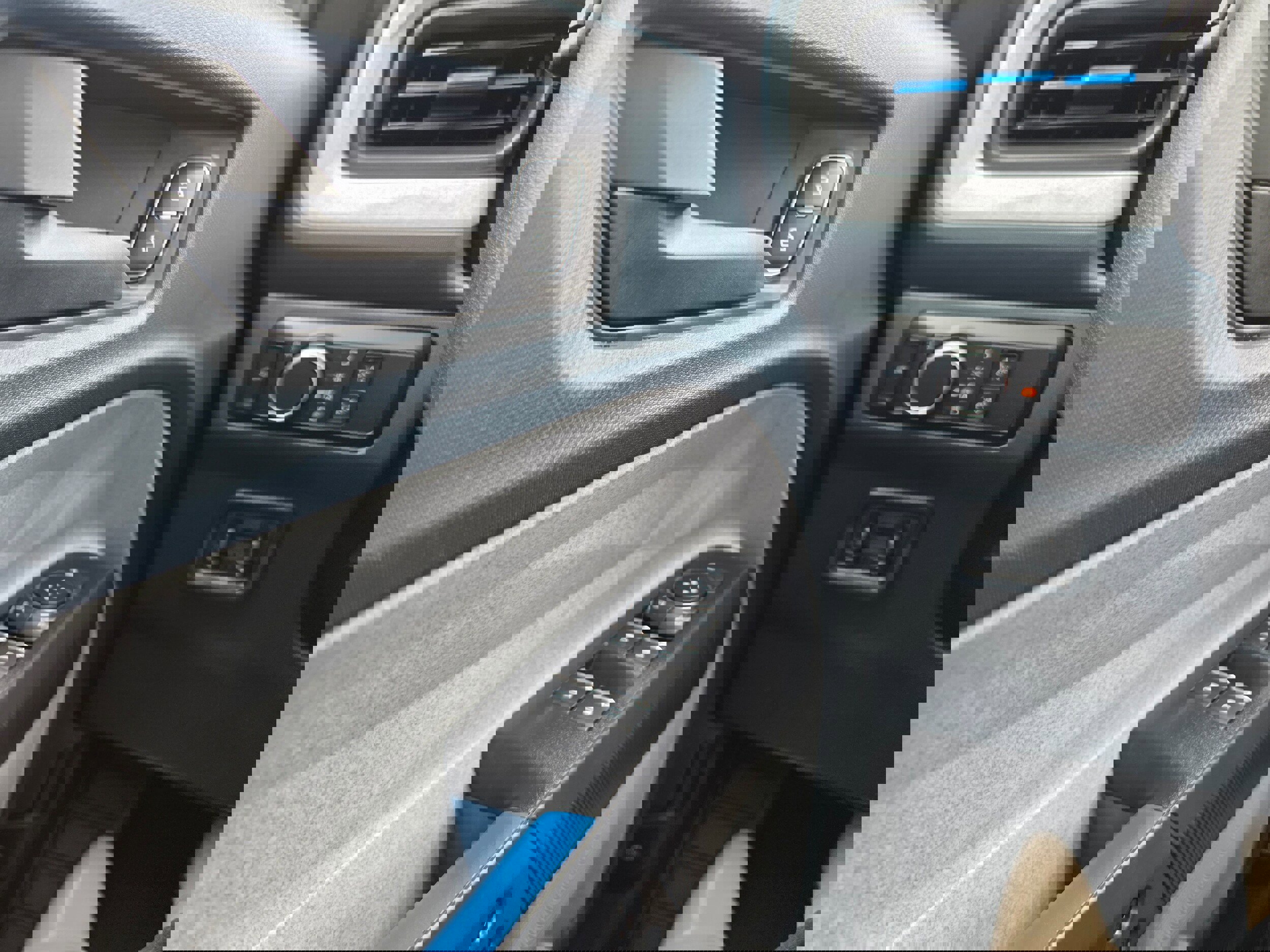 New 2026 Ford Maverick XLT w/ 4K Tow Package image 19