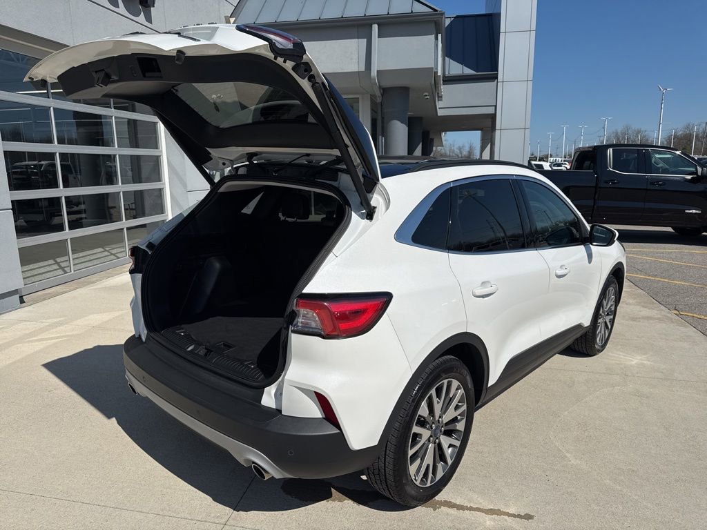 Used 2022 Ford Escape Titanium image 15