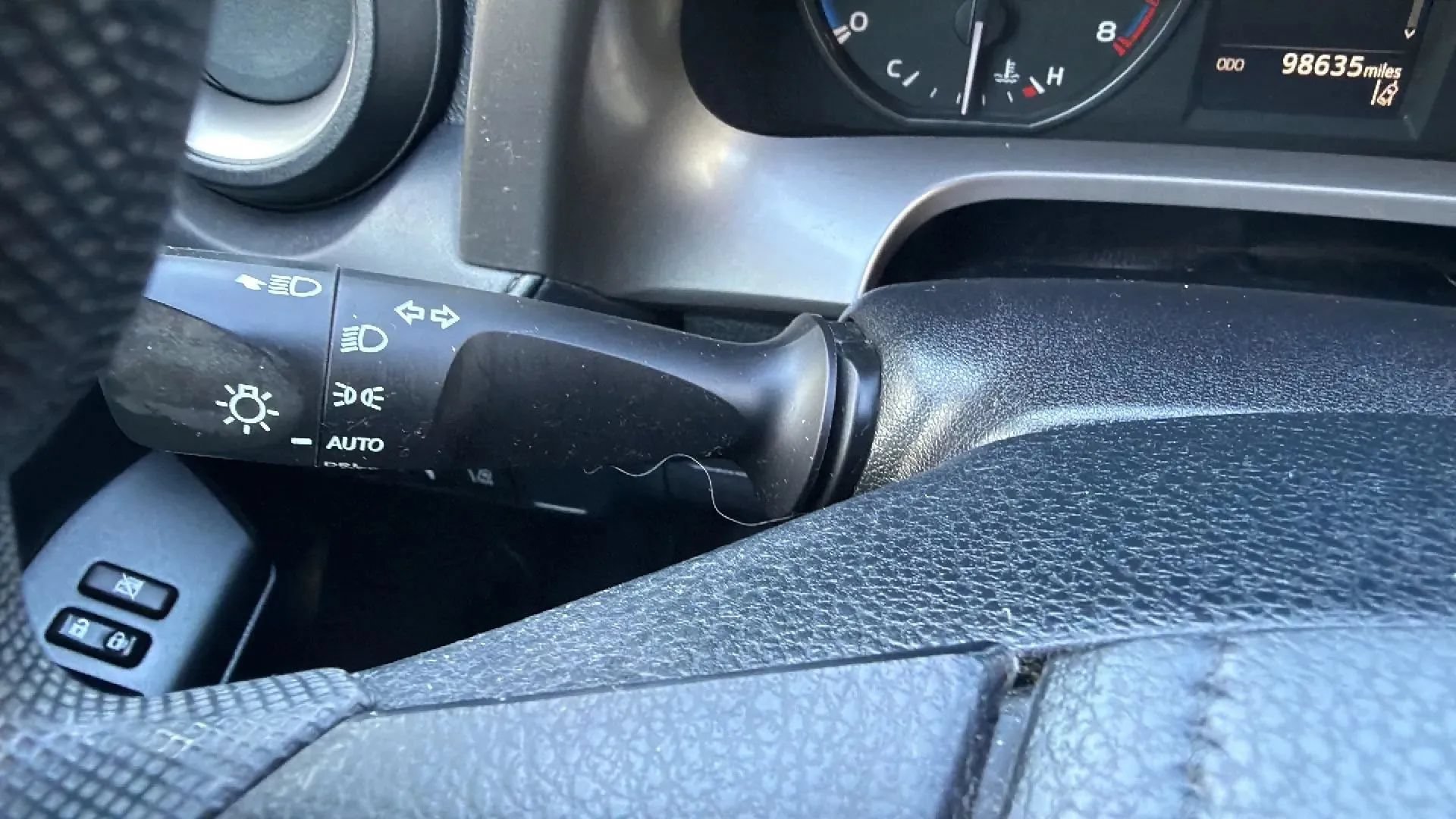 Used 2017 Toyota RAV4 LE w/ All Weather Liner Package AWD/4WD image 14