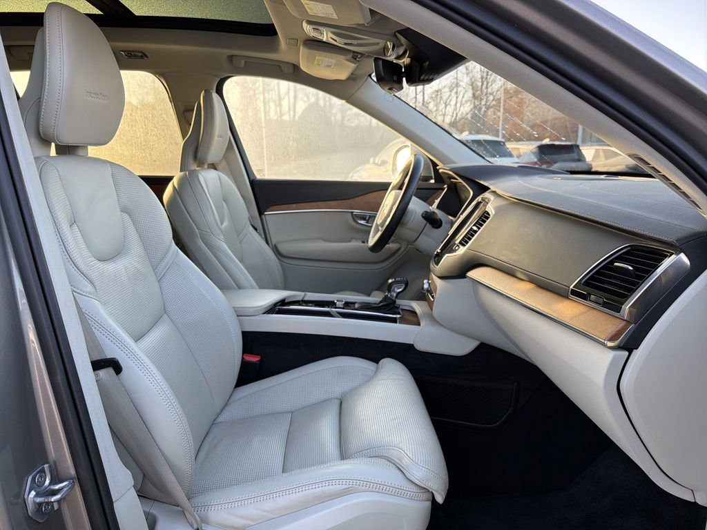Used 2020 Volvo XC90 T6 Inscription image 22