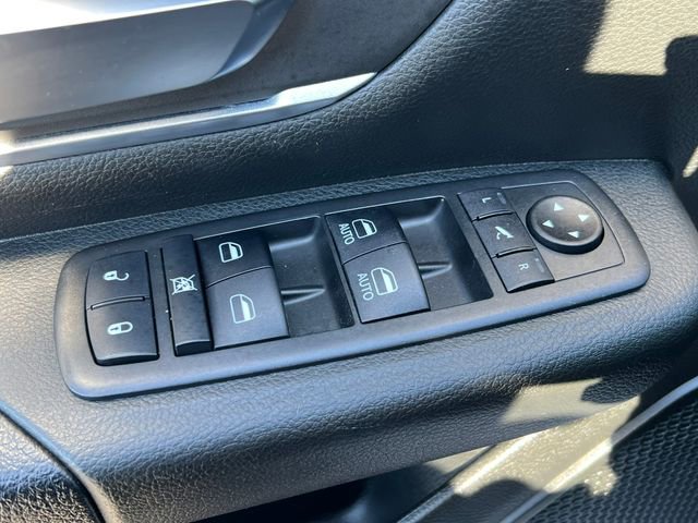 Used 2019 RAM 1500 Big Horn image 22