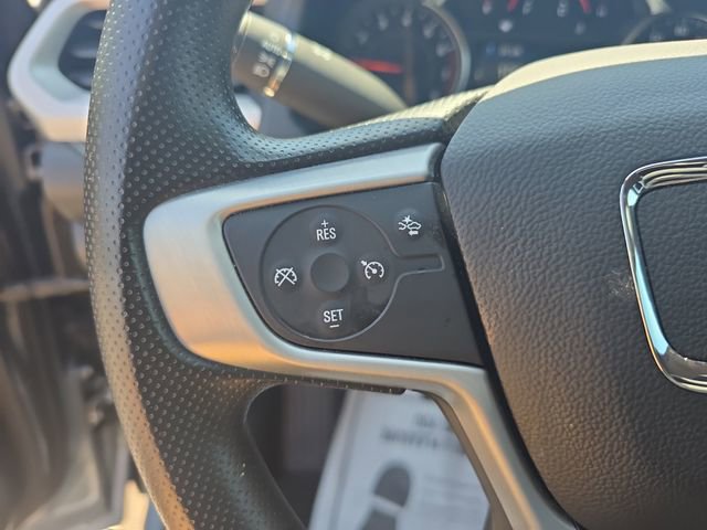 Used 2023 GMC Acadia SLE w/ Driver Convenience Package FWD image 18