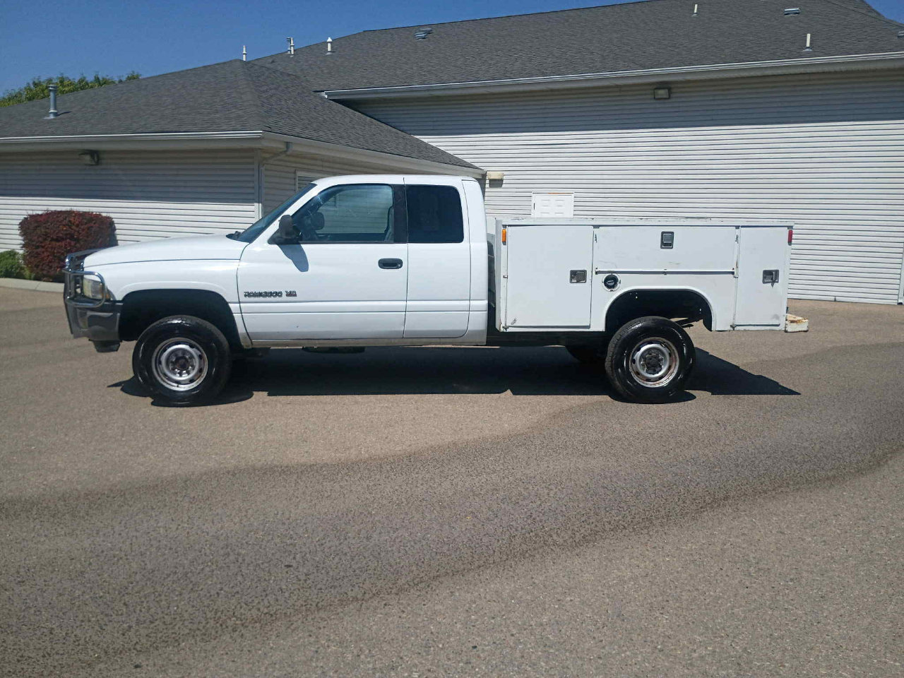 Used 2000 Dodge Ram 2500 Truck 4x4 Quad Cab image 2