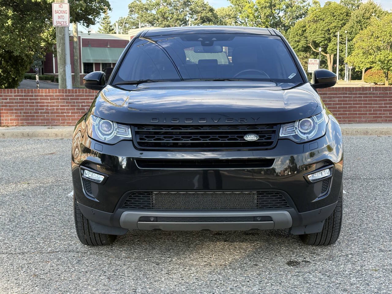Used 2017 Land Rover Discovery Sport HSE AWD/4WD image 4