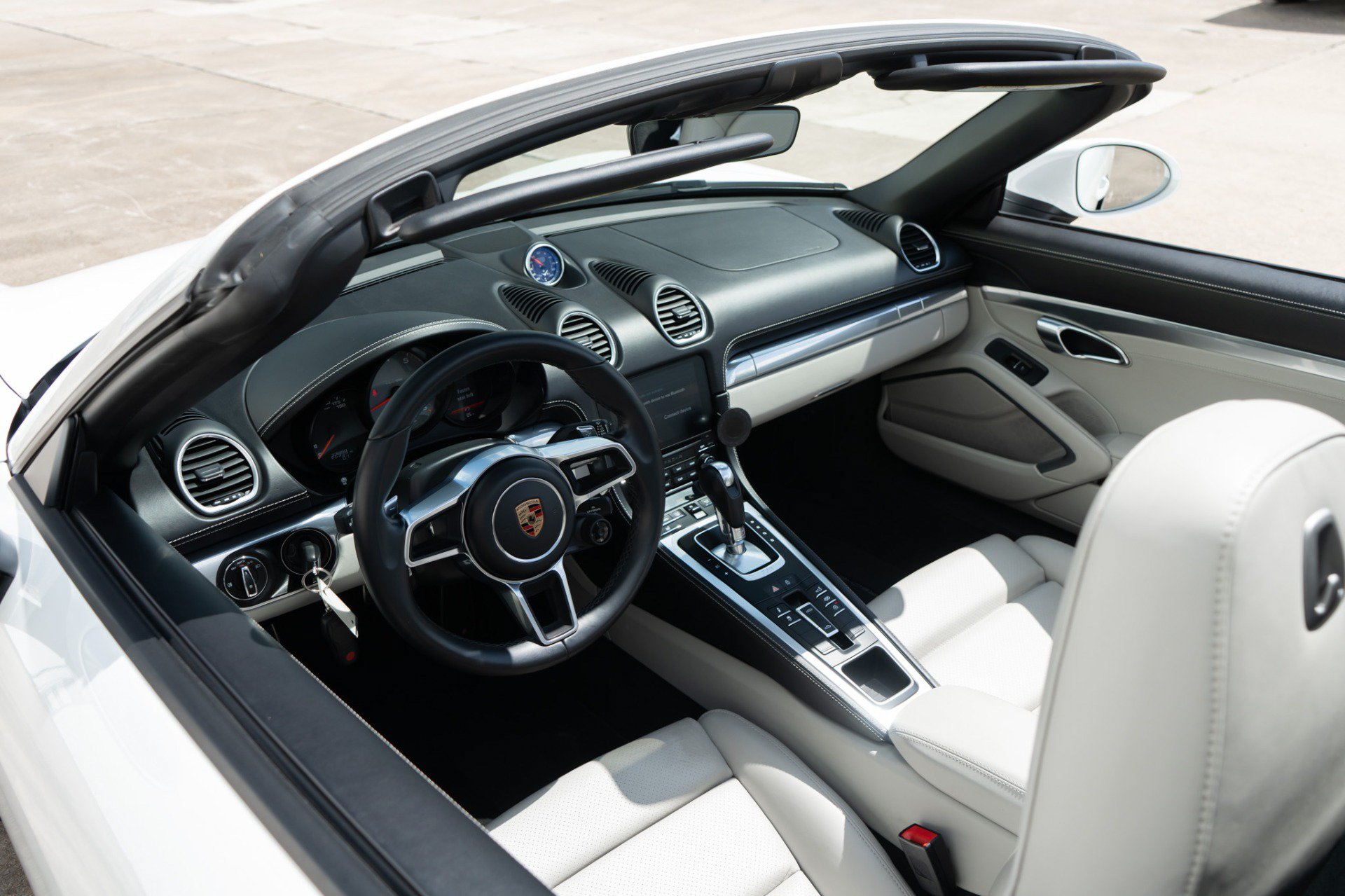 Used 2023 Porsche 718 Boxster S RWD image 6