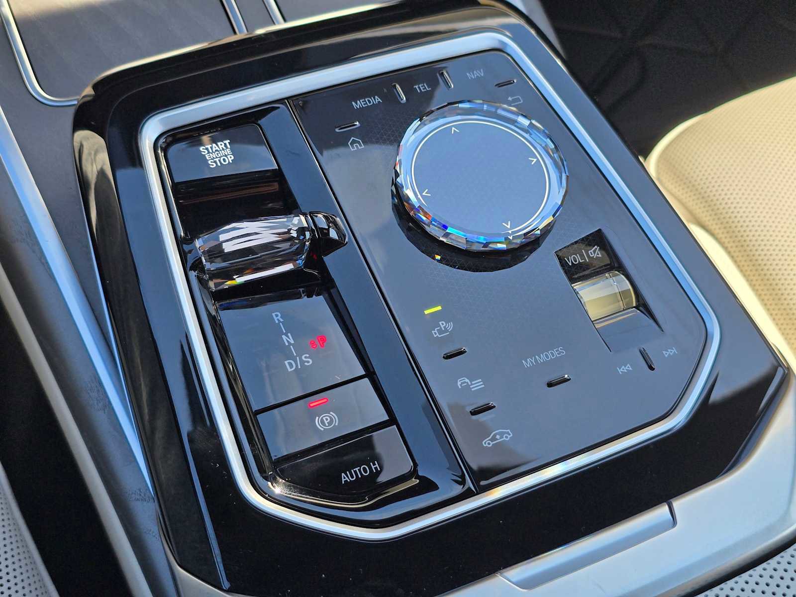 New 2025 BMW 750e xDrive 750e xDrive w/ Executive Package image 27