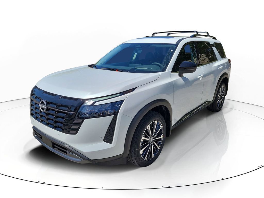 New 2026 Nissan Pathfinder Platinum image 3