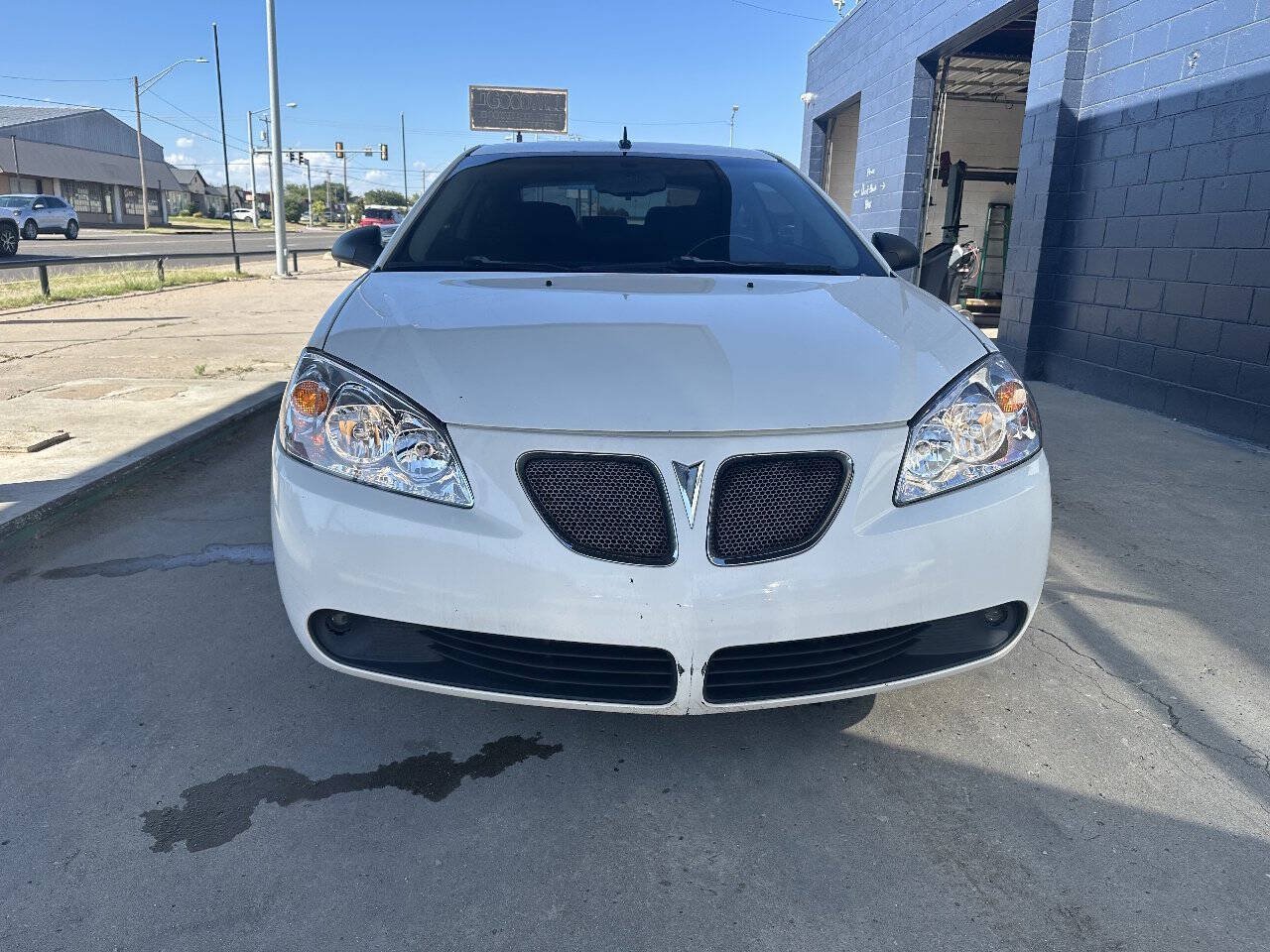 Used 2008 Pontiac G6 GT FWD image 3
