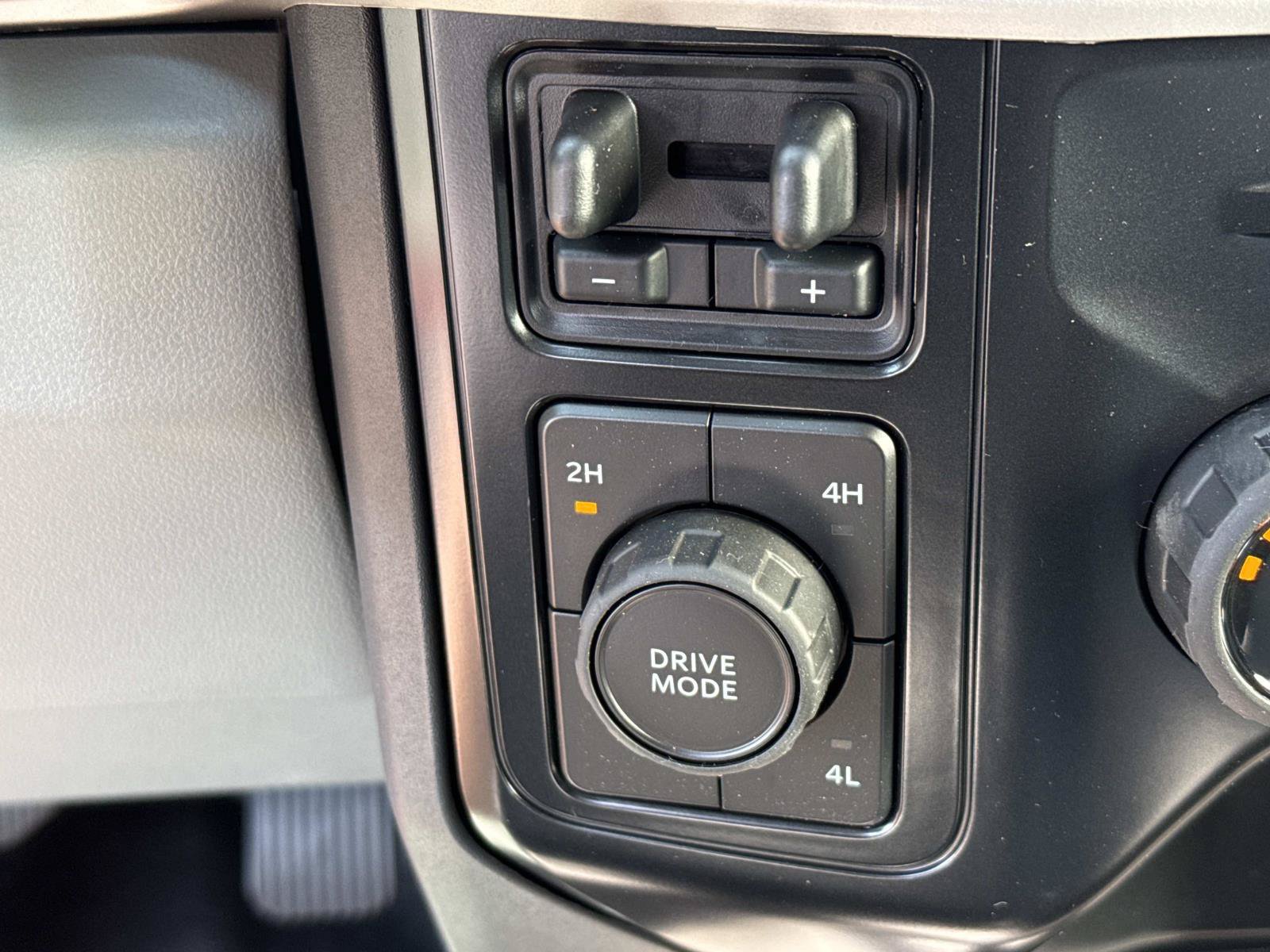 New 2026 Ford F250 XL AWD/4WD image 17
