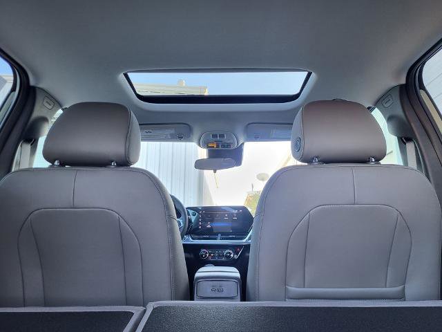 New 2026 Chevrolet Trax ACTIV w/ Sunroof Package image 30