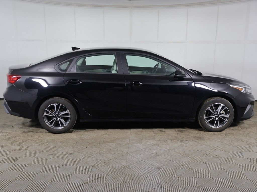 Used 2023 Kia Forte LXS FWD image 12
