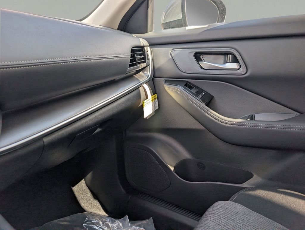 New 2026 Nissan Rogue SV image 28