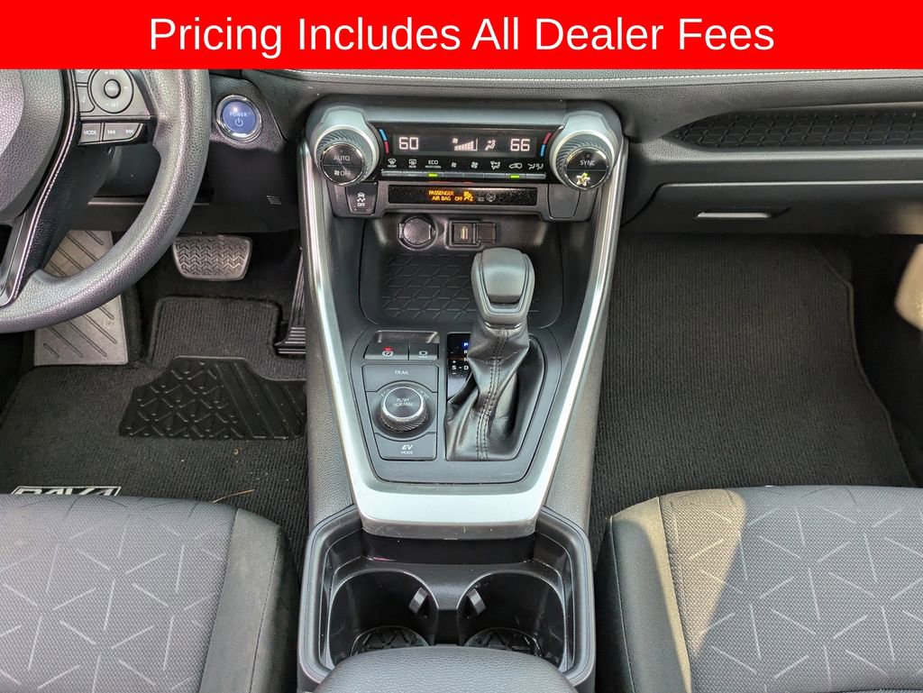 Certified 2020 Toyota RAV4 XLE w/ Convenience Package AWD/4WD image 20