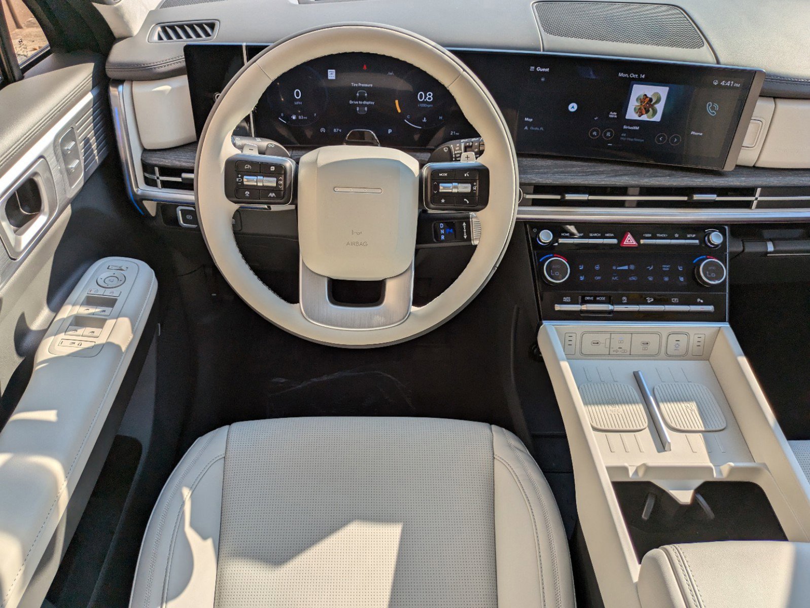 Used 2025 Hyundai Santa Fe Calligraphy image 15