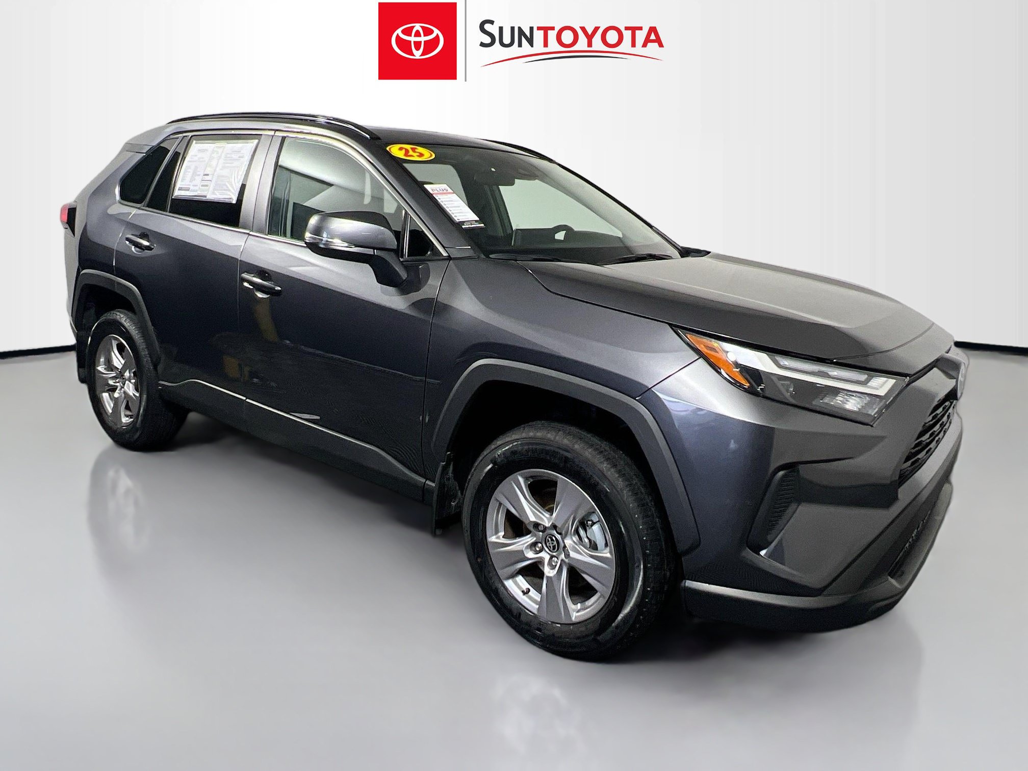 Used 2025 Toyota RAV4 XLE w/ Convenience Package FWD image 1
