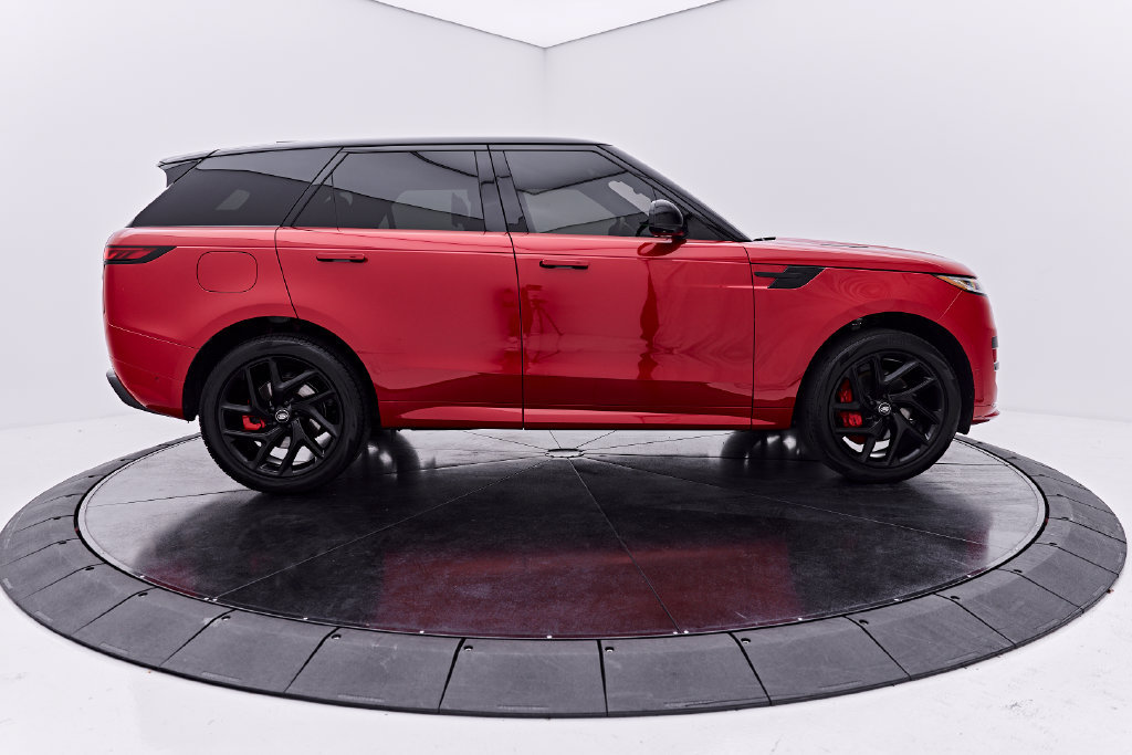 Used 2023 Land Rover Range Rover Sport SE Dynamic AWD/4WD image 14