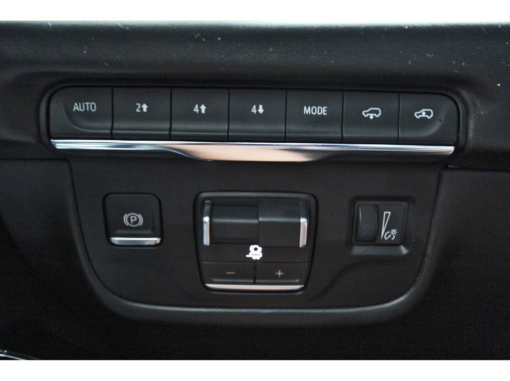 Used 2026 Cadillac Escalade Platinum Sport w/ LPO, ONYX Package AWD/4WD image 20