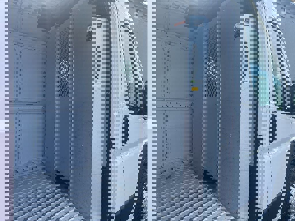 Used 2023 RAM ProMaster 2500 w/ Convenience Group image 17