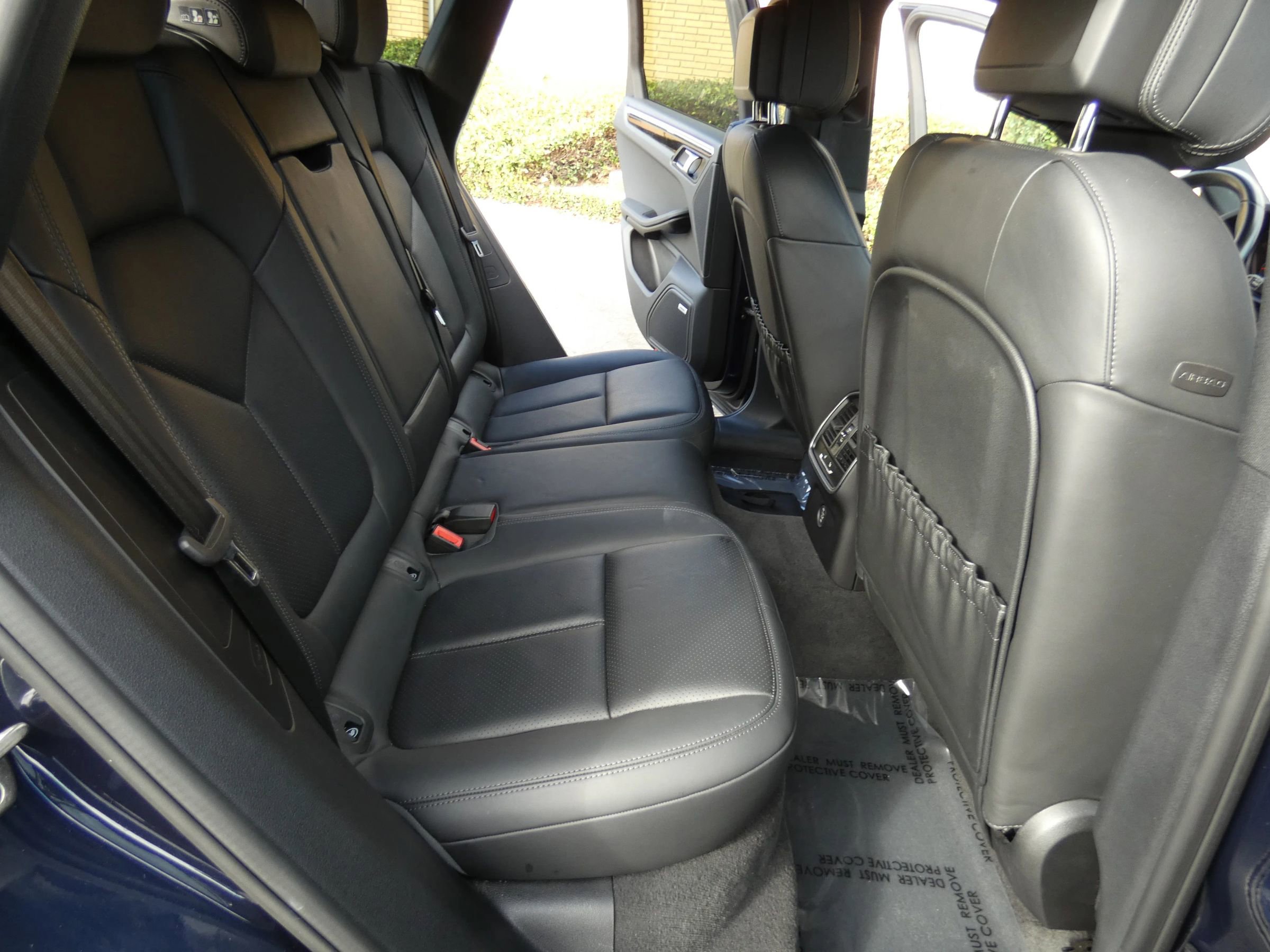 Used 2019 Porsche Macan image 39