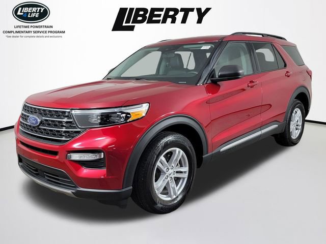 Used 2024 Ford Explorer XLT w/ Equipment Group 202A AWD/4WD image 7