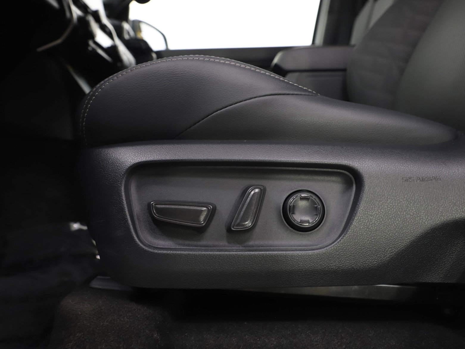 Used 2025 Toyota 4Runner TRD Off-Road Premium image 22